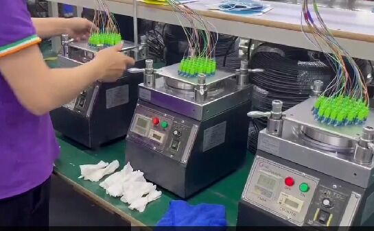 48 منفذ لسي بي سي ألياف ضوئية جاج البوليسة مع الصلب المقاوم للصدأ المقاوم للصدأ للكفاءة العالية طحن